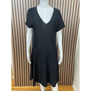 Ann Taylor Women's Dress Fit &Flare Stretch Work V-Neck Pleated Hem L Black